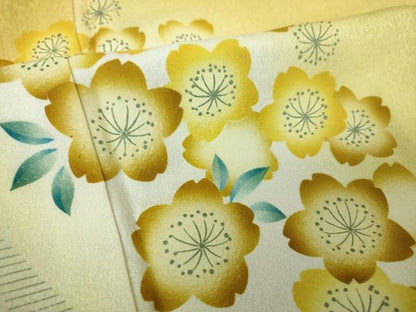平和屋着物●豪華振袖　舞桜　暈し染め　金彩　鈴乃屋扱い　正絹　逸品　DAAQ3224ps