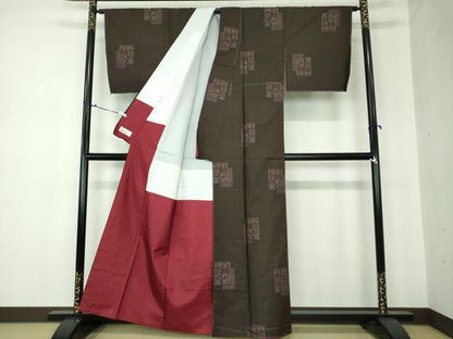 平和屋着物●本場大島紬 地空 色紙器物花文 やまと誂製 正絹 逸品 DAAQ3330ps