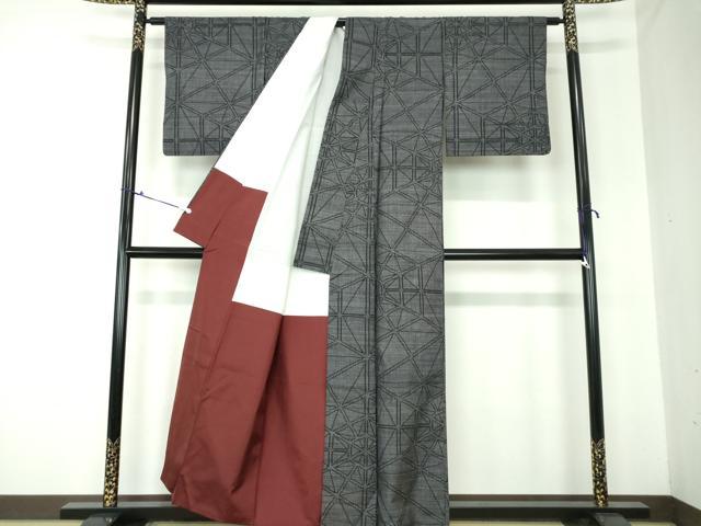 平和屋着物●本場大島紬　7マルキ　幾何学文様　正絹　逸品　DAAQ3376ps