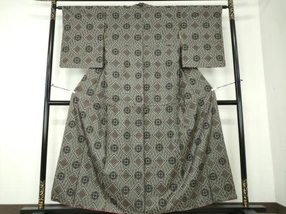 平和屋着物●本場大島紬　龍郷絣　本場大島紬　花菱文　正絹　逸品　未使用　DAAQ3403ps