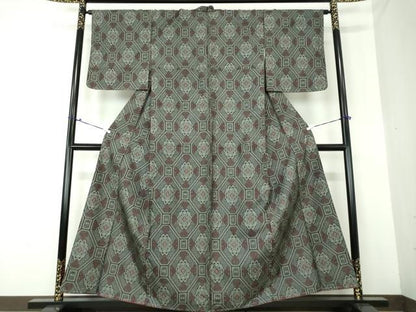 平和屋着物●本場大島紬 割り込み絣 蜀江花文 正絹 逸品 未使用 DAAQ3514ps