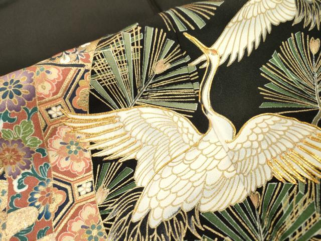 ［4321］黒留袖 舞鶴松 駒刺繍 比翼付 五つ紋 笹竜胆 正絹 着物 袷 4321］黒留袖 舞鶴松 駒刺繍 比翼付 五つ紋 笹竜胆 正絹 着物 袷