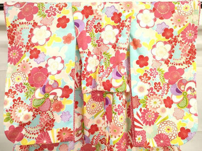 平和屋着物[]七五三　女の子　３歳　祝着　三つ身　長襦袢・被布・小物セット　舞花文　金彩　洗える着物　DAAR1418jm