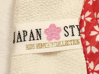 平和屋着物[]七五三　女の子　７歳　祝着　四つ身　襦袢(半衿刺繍)セット　くす玉　舞花文　金彩　洗える着物　DAAR1423jm
