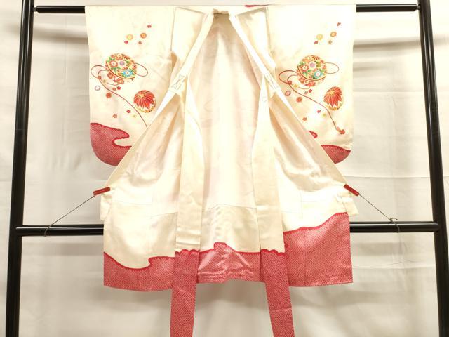 平和屋着物[]七五三　女の子　３歳　祝着　三つ身　長襦袢(半衿刺繍)・被布セット　駒刺繍　鞠花文　金彩　逸品　DAAR1468jm