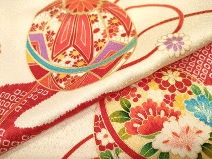 平和屋着物[]七五三　女の子　３歳　祝着　三つ身　長襦袢(半衿刺繍)・被布セット　駒刺繍　鞠花文　金彩　逸品　DAAR1468jm