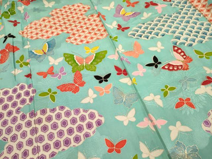 平和屋着物[]七五三　女の子　７歳　祝着　四つ身　長襦袢(半衿刺繍)セット　舞蝶文　金彩　逸品　DAAR1483jm