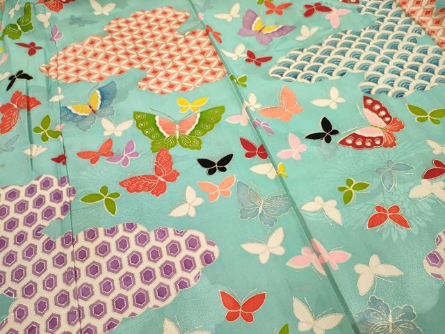 平和屋着物[]七五三　女の子　７歳　祝着　四つ身　長襦袢(半衿刺繍)セット　舞蝶文　金彩　逸品　DAAR1483jm