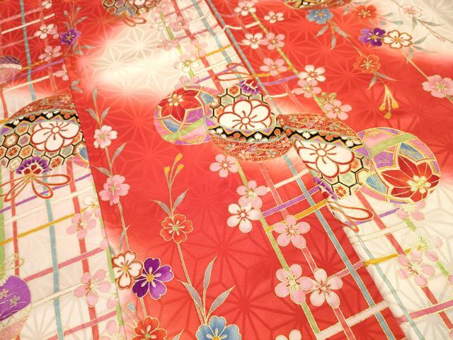 平和屋着物∵女の子　十三参り　子供　鈴花文　暈し染め　金彩　逸品　DAAR1496jm