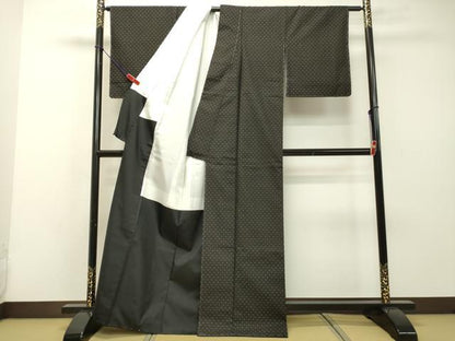 平和屋着物●本場大島紬　古代染色純泥染　奄美絣　川口織物謹製　証紙付き　正絹　逸品　DAAR4301tw