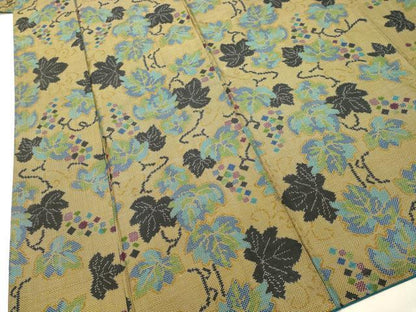 平和屋着物●本場大島紬　7マルキ　葡萄蔦の葉文　正絹　逸品　DAAR4346tw