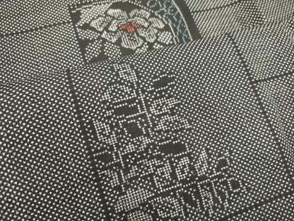 平和屋着物●本場大島紬　7マルキ　色紙重ね草花文　正絹　逸品　DAAR4355tw