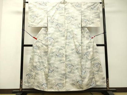 平和屋着物●本場大島紬 白大島 7マルキ 総絣 大勇織物謹製 雲取り草花文 証紙付き 正絹 逸品 DAAR4463tw