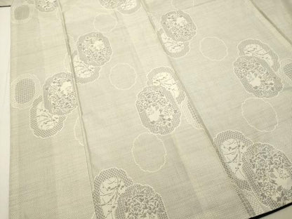 平和屋着物●本場大島紬 白大島 9マルキ 花絵皿文 正絹 逸品 DAAR4480tw