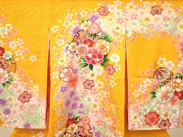 平和屋着物[]お宮参り　女の子　祝着　産着　初着　のしめ　刺繍　雪輪鞠花文　暈し染め　金彩　逸品　DAAR6268ma