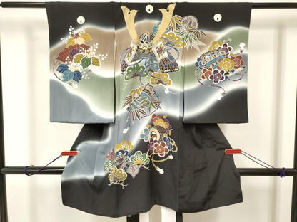 平和屋着物[]お宮参り　男の子　祝着　産着　初着　のしめ　兜　矢羽花松文　暈し染め　金彩　逸品　DAAR6273ma