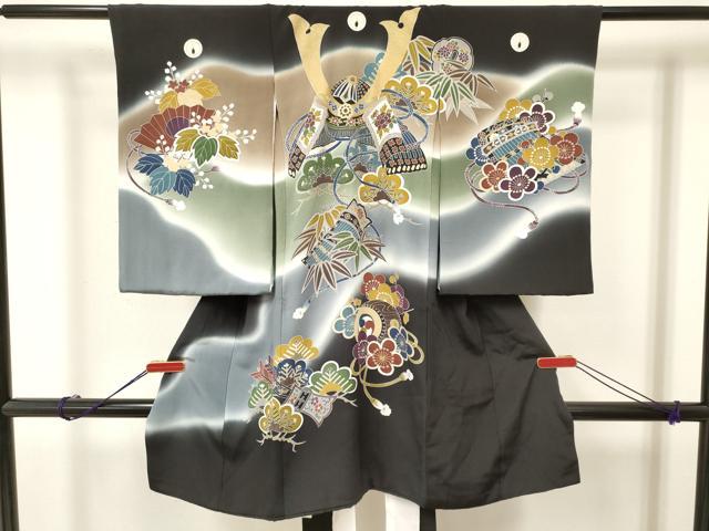平和屋着物[]お宮参り　男の子　祝着　産着　初着　のしめ　兜　矢羽花松文　暈し染め　金彩　逸品　DAAR6273ma