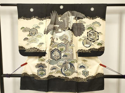 平和屋着物[]お宮参り　男の子　祝着　産着　初着　のしめ　鷹　鷲　飛鶴松文　金彩　逸品　DAAR6277ma