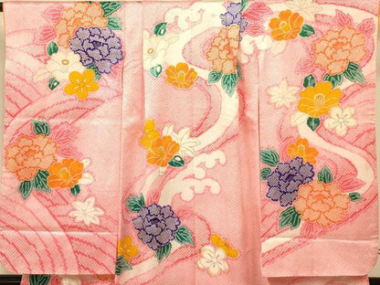 平和屋着物[]七五三　女の子　７歳　祝着　四つ身　駒刺繍　牡丹　笹竹花文　洗える着物　DAAR6295ma