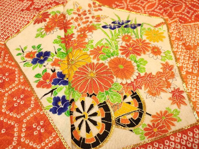 平和屋着物[]七五三　女の子　３歳　祝着　三つ身　被布セット　駒刺繍　花車文　金彩　洗える着物　DAAR6392ma