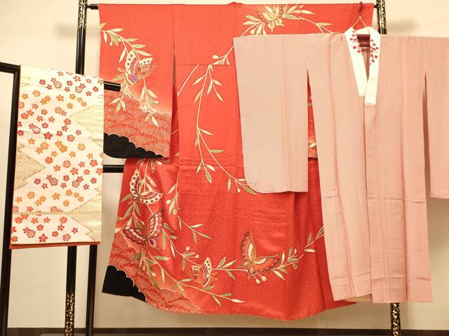 平和屋着物∵女の子　十三参り　子供　祝着・襦袢(無双仕立て・半衿刺繍)・袋帯セット　絞り　花蝶文　金彩　逸品　DAAR6468ma