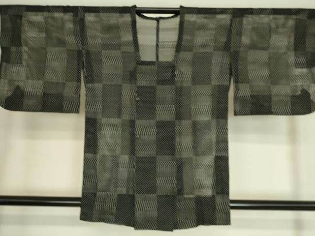 平和屋着物▽道行コート　スリーシーズン　春夏秋　塵除け　変わり格子　黒地　正絹　逸品　DAAS0113az