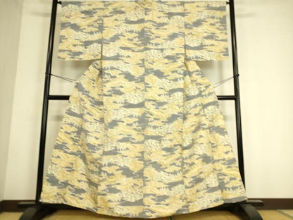 平和屋着物▽上質な紬　単衣　重ね山文　正絹　逸品　DAAS0774az