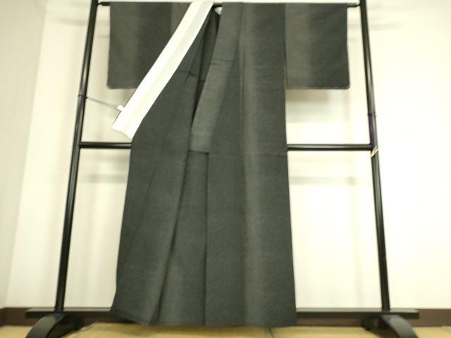 平和屋着物▽本塩沢 単衣 間道 110亀甲 黒地 反端付き 正絹 逸品 DAAS0797az