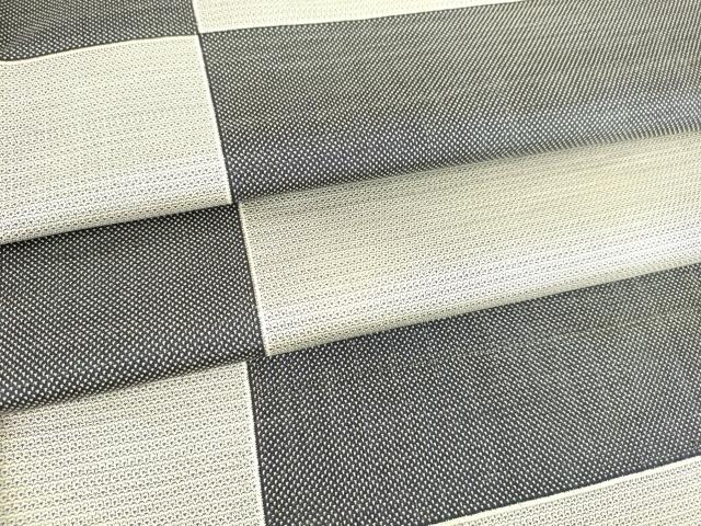 平和屋着物▽本場大島紬 単衣 市松文 200亀甲 正絹 逸品 DAAS0942az