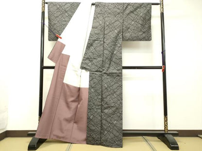 平和屋着物●本場大島紬 7マルキ 抽象文様 正絹 逸品 DAAS2134tw