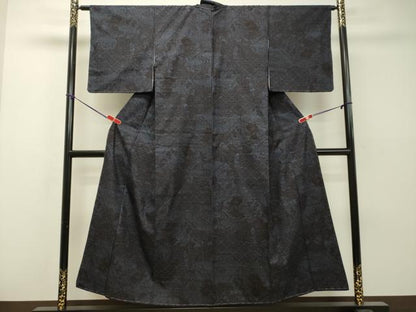 平和屋着物●本場結城紬 重要無形文化財 100亀甲 流水草花文 正絹 逸品 未使用 DAAS2162tw