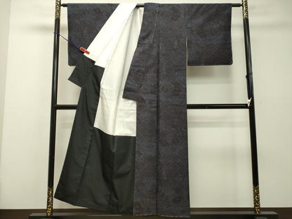 平和屋着物●本場結城紬 重要無形文化財 100亀甲 流水草花文 正絹 逸品 未使用 DAAS2162tw
