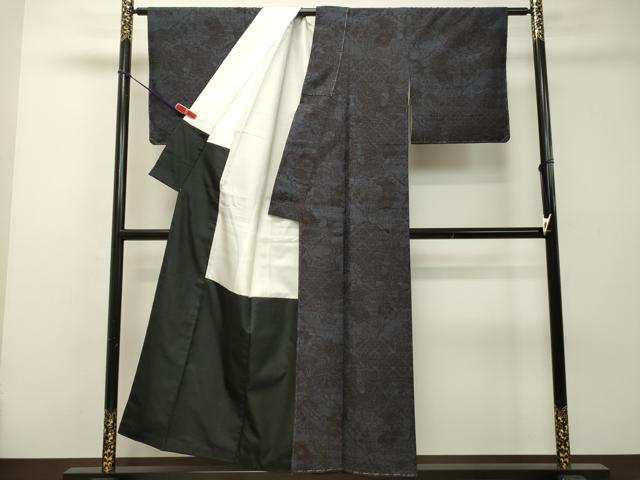 平和屋着物●本場結城紬 重要無形文化財 100亀甲 流水草花文 正絹 逸品 未使用 DAAS2162tw