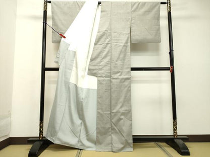 平和屋着物●本場結城紬　重要無形文化財　白鼠色　正絹　逸品　DAAS2375tw