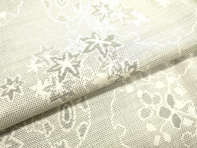 平和屋着物●本場大島紬 白大島 9マルキ 雪輪楓鼓文 正絹 逸品 DAAS2395tw