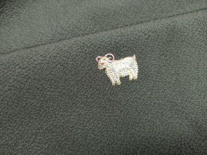 平和屋着物●上質な小紋　総刺繍　干支　金彩　正絹　逸品　DAAS2414tw