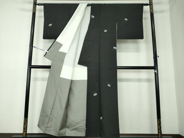 平和屋着物●上質な紬 絞り 独楽 黒地 正絹 逸品 DAAS3022ps