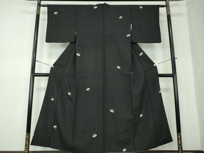 平和屋着物●上質な紬 絞り 独楽 黒地 正絹 逸品 DAAS3022ps
