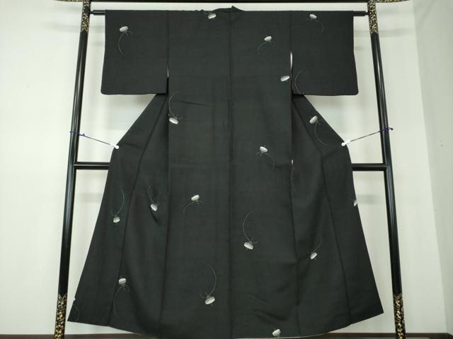 平和屋着物●上質な紬 絞り 独楽 黒地 正絹 逸品 DAAS3022ps