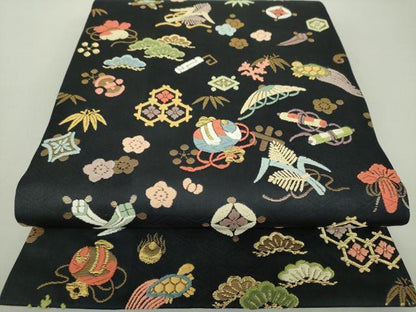 平和屋着物●九寸開き名古屋帯　唐織　宝尽くし花文　黒地　金糸　正絹　逸品　DAAS3103ps