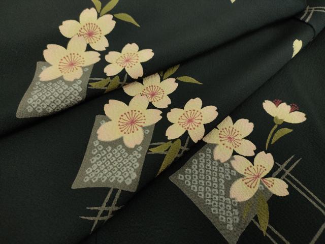平和屋着物●上質な小紋 舞桜 黒地 正絹 逸品 DAAS3323ps