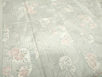 平和屋着物●本場大島紬 白大島 9マルキ 120亀甲 草花文 正絹 逸品 DAAS3340ps