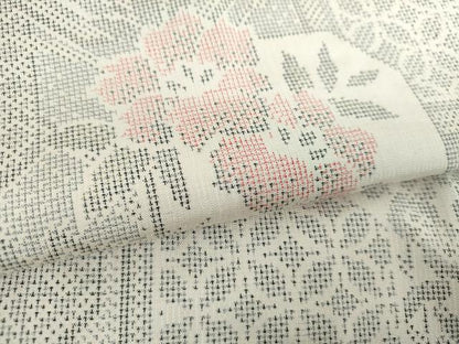 平和屋着物●本場大島紬 白大島 9マルキ 120亀甲 草花文 正絹 逸品 DAAS3340ps