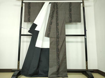 平和屋着物●本場大島紬 7マルキ 草花間道 正絹 逸品 未使用 DAAS3352ps