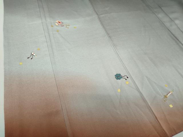平和屋着物●人形作家・ホリヒロシ 訪問着 刺繍 宝尽くし 暈し染め 鬼しぼ縮緬 金彩 正絹 逸品 DAAS3449ps