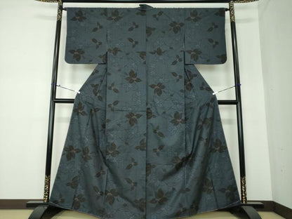 平和屋着物●本場大島紬 7マルキ 草花文 正絹 逸品 DAAS3697ps
