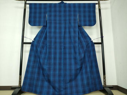 平和屋着物●本場結城紬 重要無形文化財 格子 正絹 逸品 DAAS3725ps