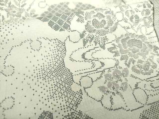 平和屋着物●本場大島紬 白大島 9マルキ 雪輪重ね花文 正絹 逸品 DAAS3909ps