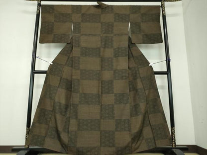 平和屋着物●結城紬 100亀甲 市松麻の葉文様 正絹 逸品 DAAS3990ps