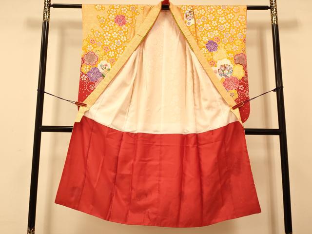 平和屋着物[]七五三　女の子　７歳　祝着　四つ身　襦袢(単衣・半衿刺繍)セット　鞠花文　金彩　逸品　DAAS9069ma